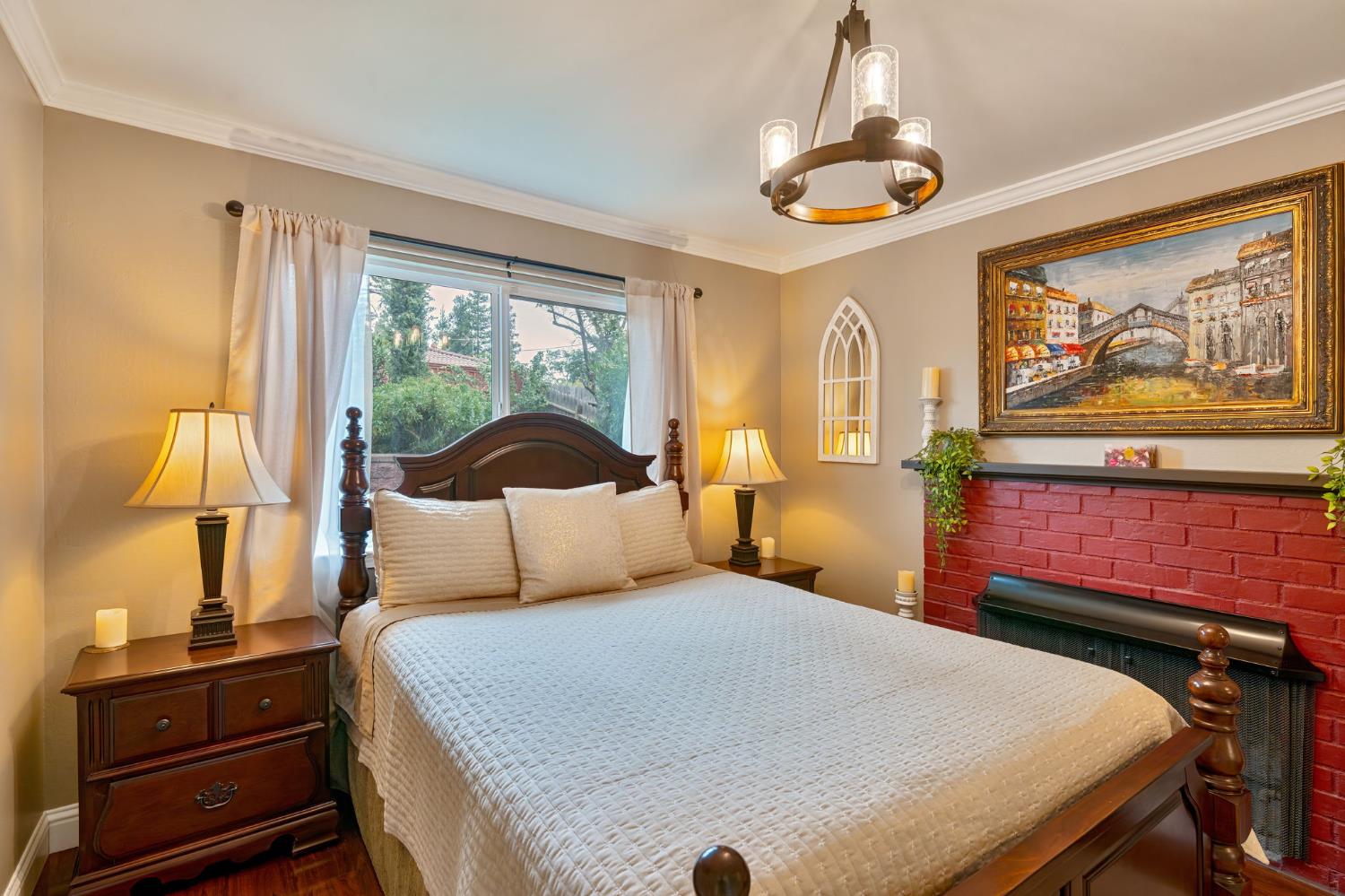 6003 Telesco Way Carmichael, CA 95608 - Photo 31 of 47 a bedroom with a bed and wooden floor