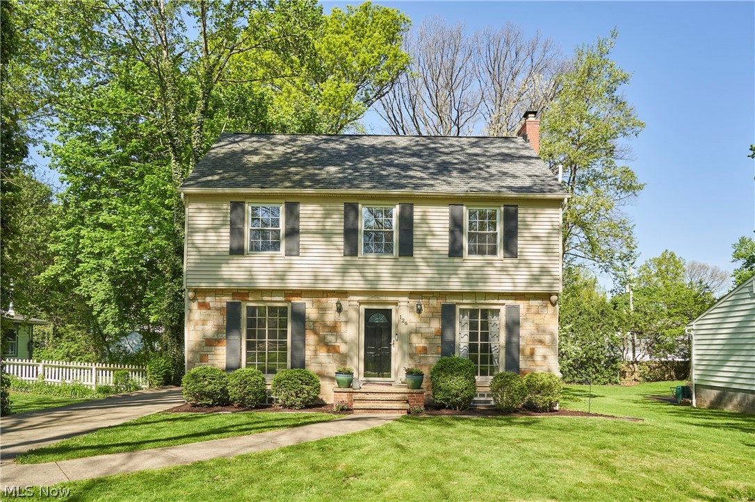 126 Bennington Road Akron, OH 44313 - Photo 2 of 27 Gallery Image 2