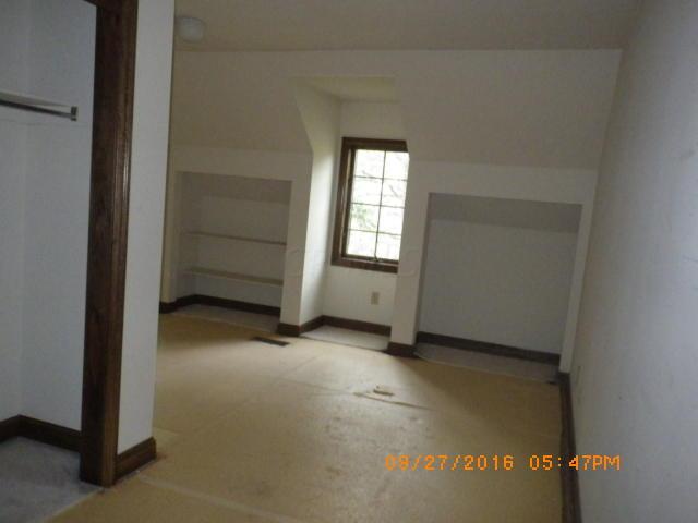 208 Beech Ridge Drive Powell, OH 43065 - Photo 9 of 13 Gallery Image 9