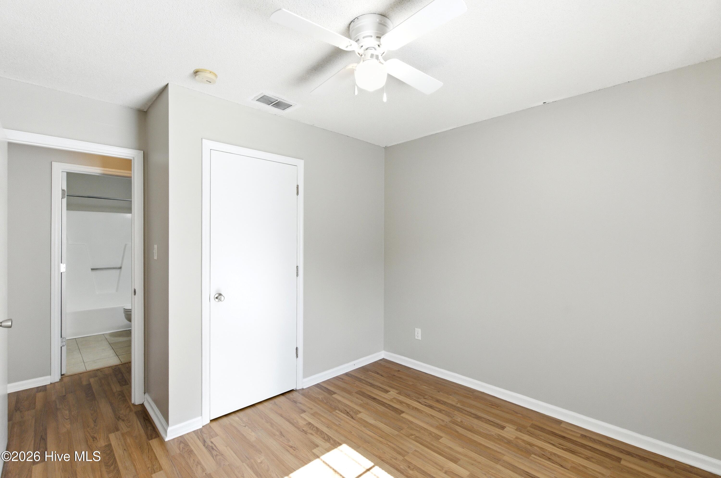 534 Shadowridge Road Jacksonville, NC 28546 - Photo 27 of 54 534_Shadowridge_Rd_041