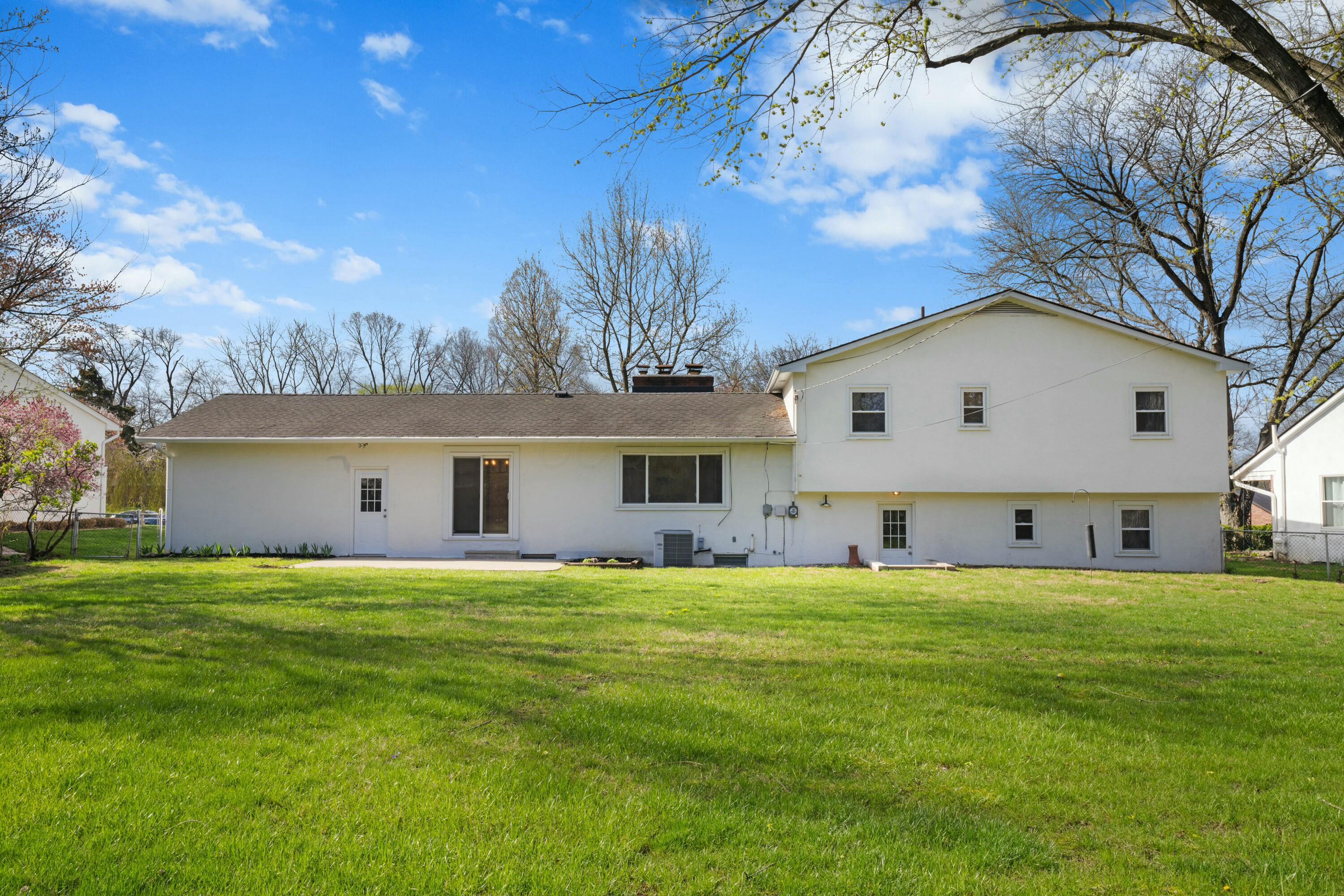 2500 Lytham Road Upper Arlington, OH 43220 - Photo 60 of 69 Back of Home