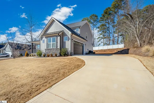 $515,000 | 15 Gerru Court, Taylors, SC 29687
