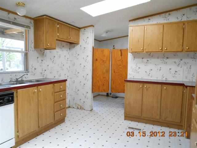903 Broadway Lake Road Anderson, SC 29621 - Photo 5 of 9 Gallery Image 5