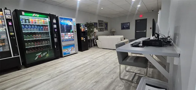 $470,000 | 405 North Ocean Boulevard, Unit 1006, Pompano Beach, FL 33062