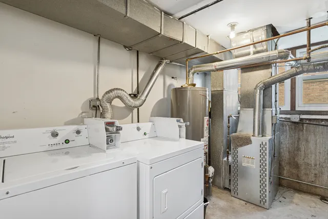 $2,300 | 55 West Ann Street, Unit B, Lombard, IL 60148