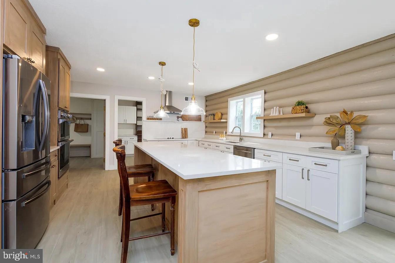 23311 Woodfield Road Gaithersburg, MD 20882 - Photo 4 of 14