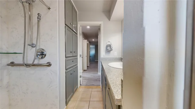 $2,400 | 14715 Woodward Gardens Drive, Houston, TX 77082