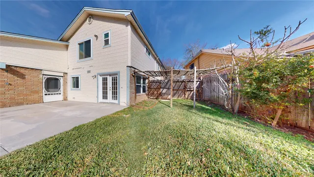 $2,400 | 14715 Woodward Gardens Drive, Houston, TX 77082