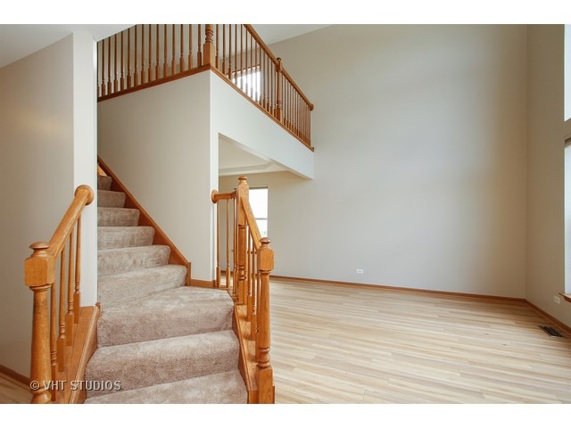 289 Spring Valley Way Round Lake, IL 60073 - Photo 2 of 15