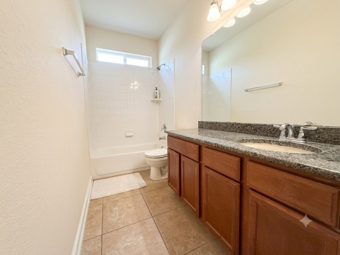 2818 Krenek Court Rosenberg, TX 77471 - Photo 15 of 21 Secondary Bathroom