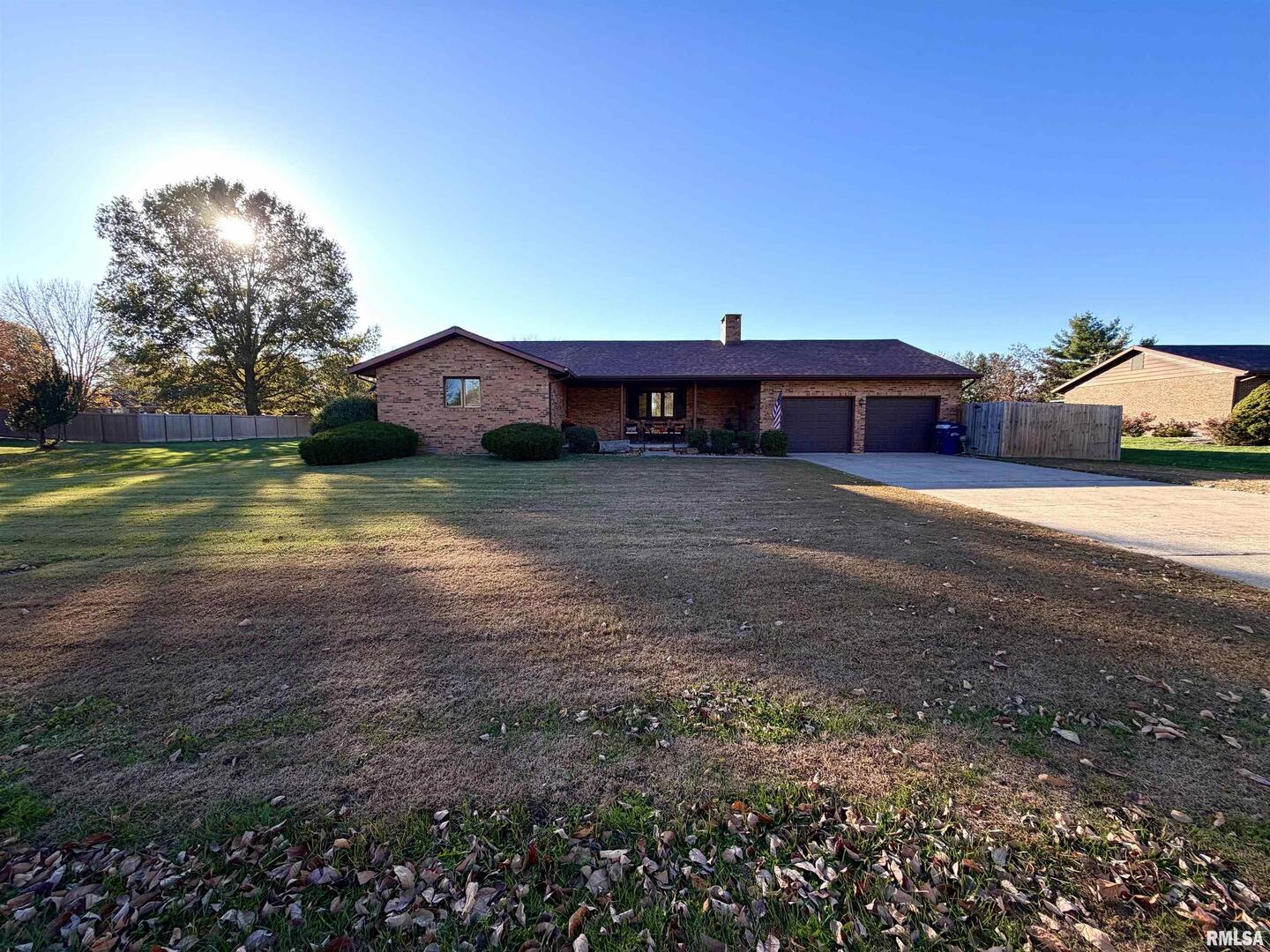 206 Daras Drive Carmi, IL 62821 - Photo 1 of 33 a view of a house with a yard