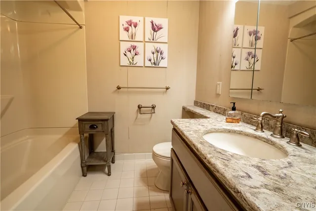 $2,100 | 67 Chestnut Road, New Hartford, NY 13413