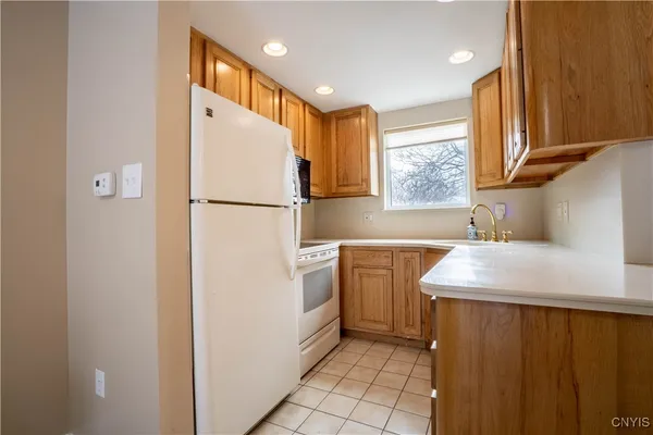 $1,900 | 67 Chestnut Road, New Hartford, NY 13413