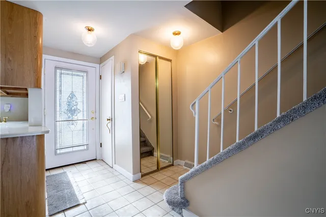 $2,100 | 67 Chestnut Road, New Hartford, NY 13413