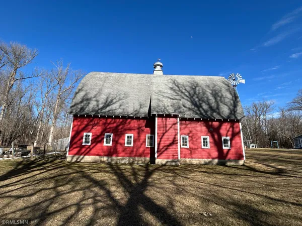 $425,000 | 22841 Highway 71, Unit 22841/22843, Hines, MN 56647