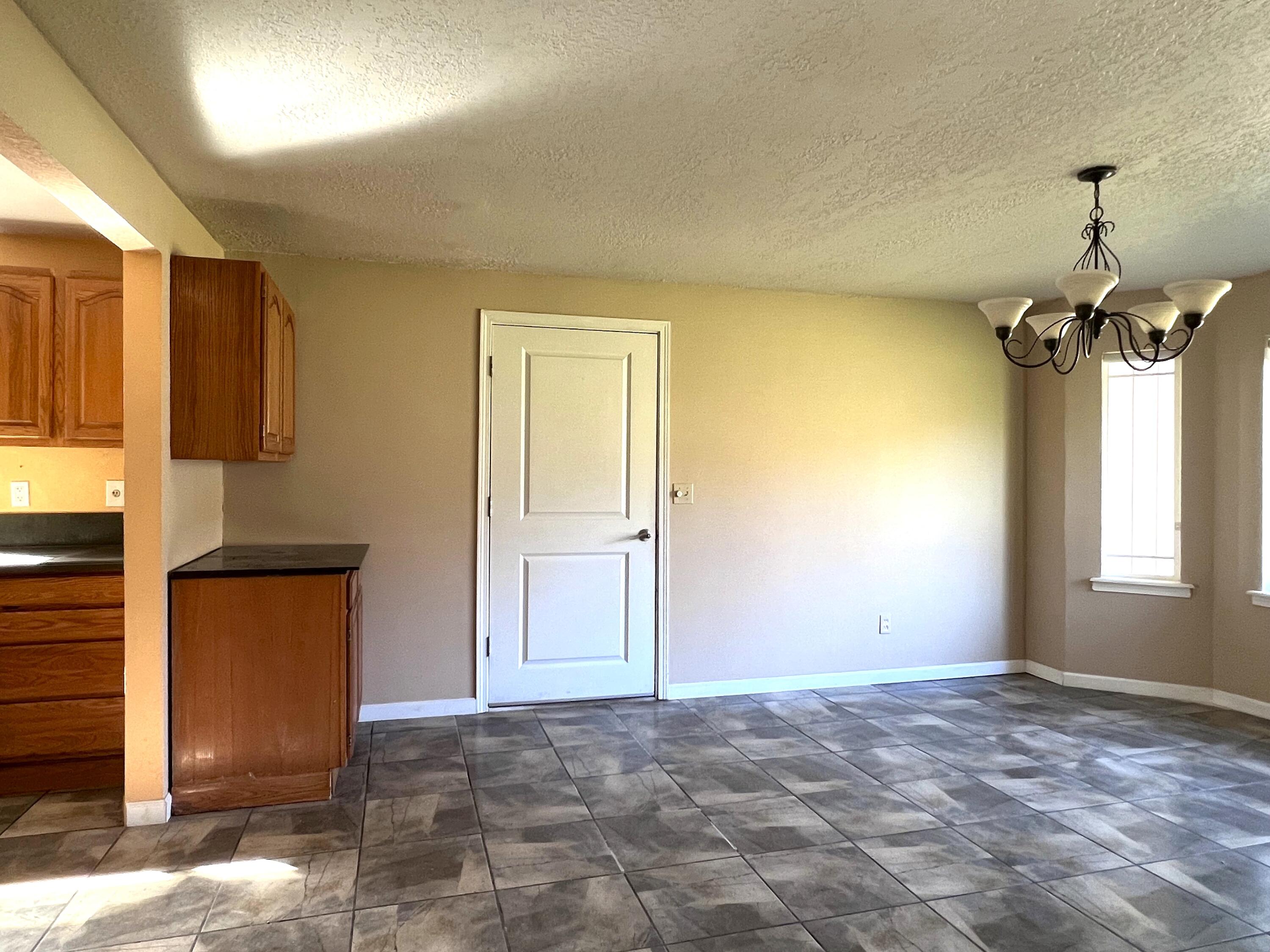 7. Dining_Room