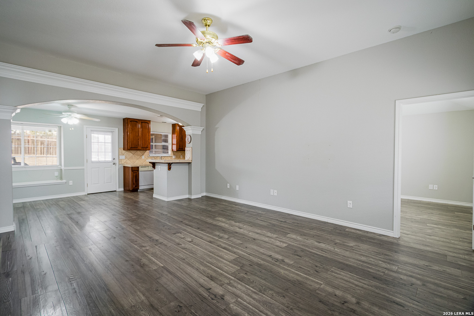 2811 Del Rio Street San Antonio, TX 78203 - Photo 8 of 40