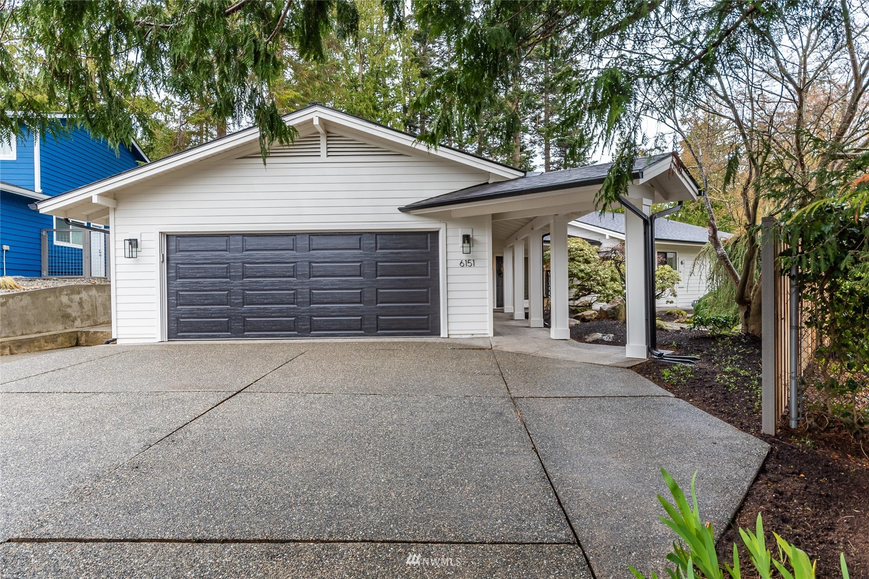6151 Parkside Drive, Anacortes, WA 98221 Compass