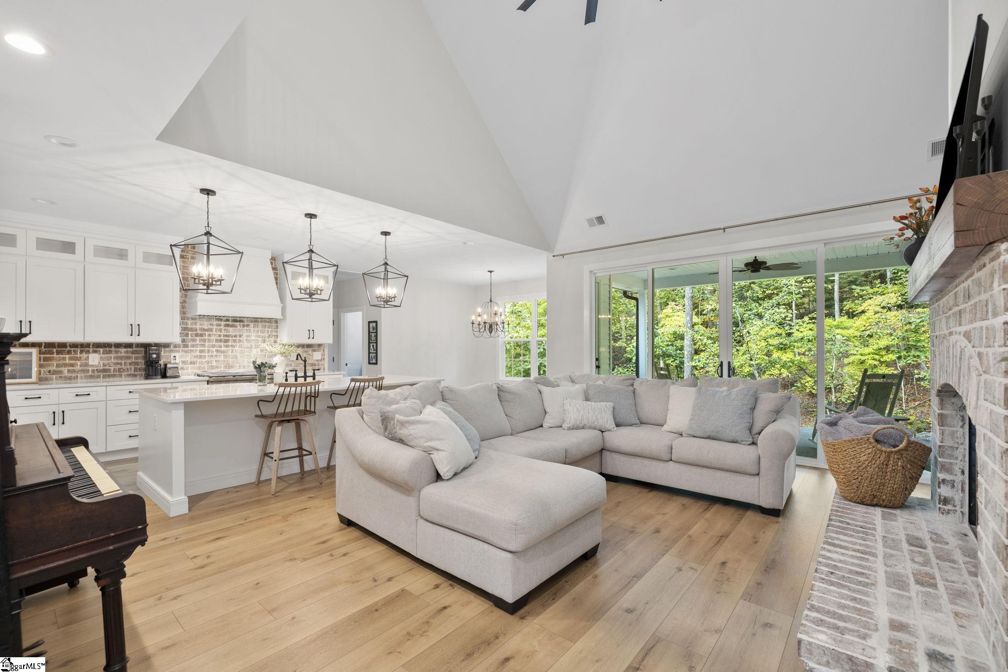 400 Cedar Creek Road Sunset, SC 29685 - Photo 9 of 46 Gallery Image 9