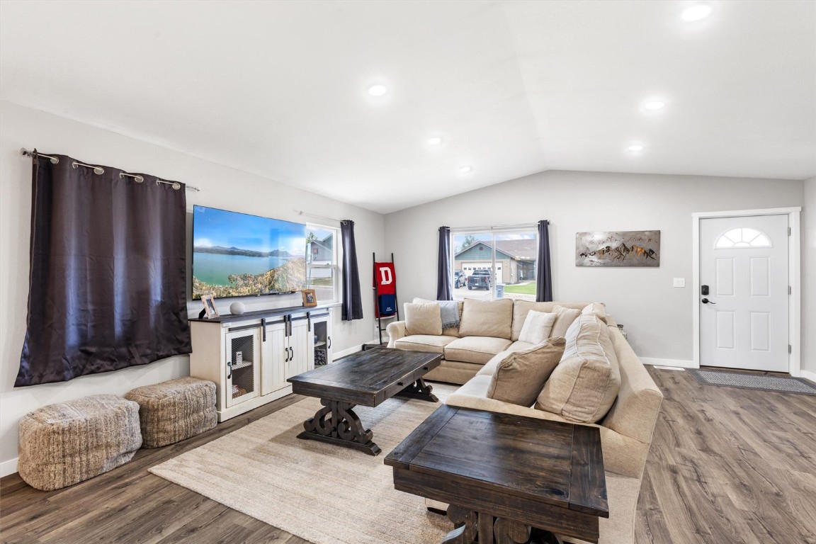 357 Lake View Road Hayden, CO 81639 - Photo 2 of 21