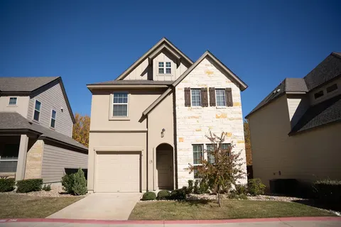 $425,000 | 13501 Metric Boulevard, Unit 15, Austin, TX 78727