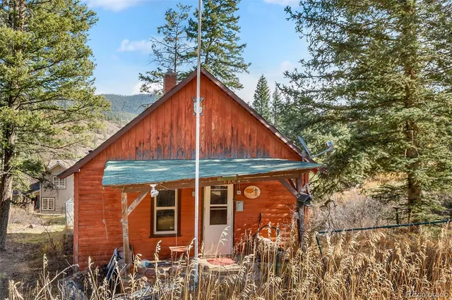 $225,000 | 6885 Colorado Street, Green Mountain Falls, CO 80819