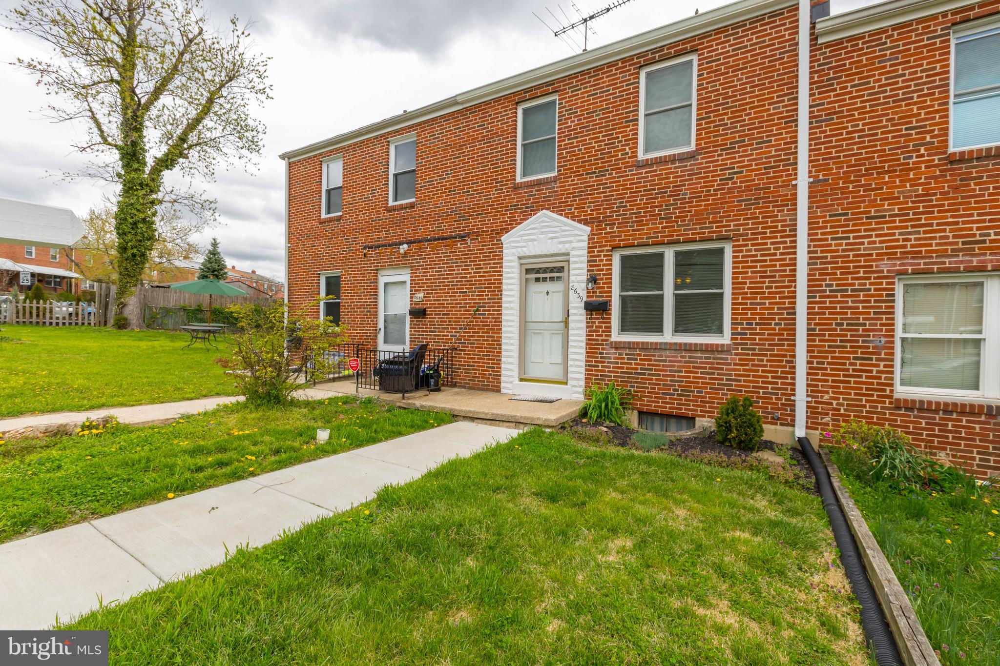 8639 Willow Oak Road Baltimore, MD 21234 - Photo 3 of 24