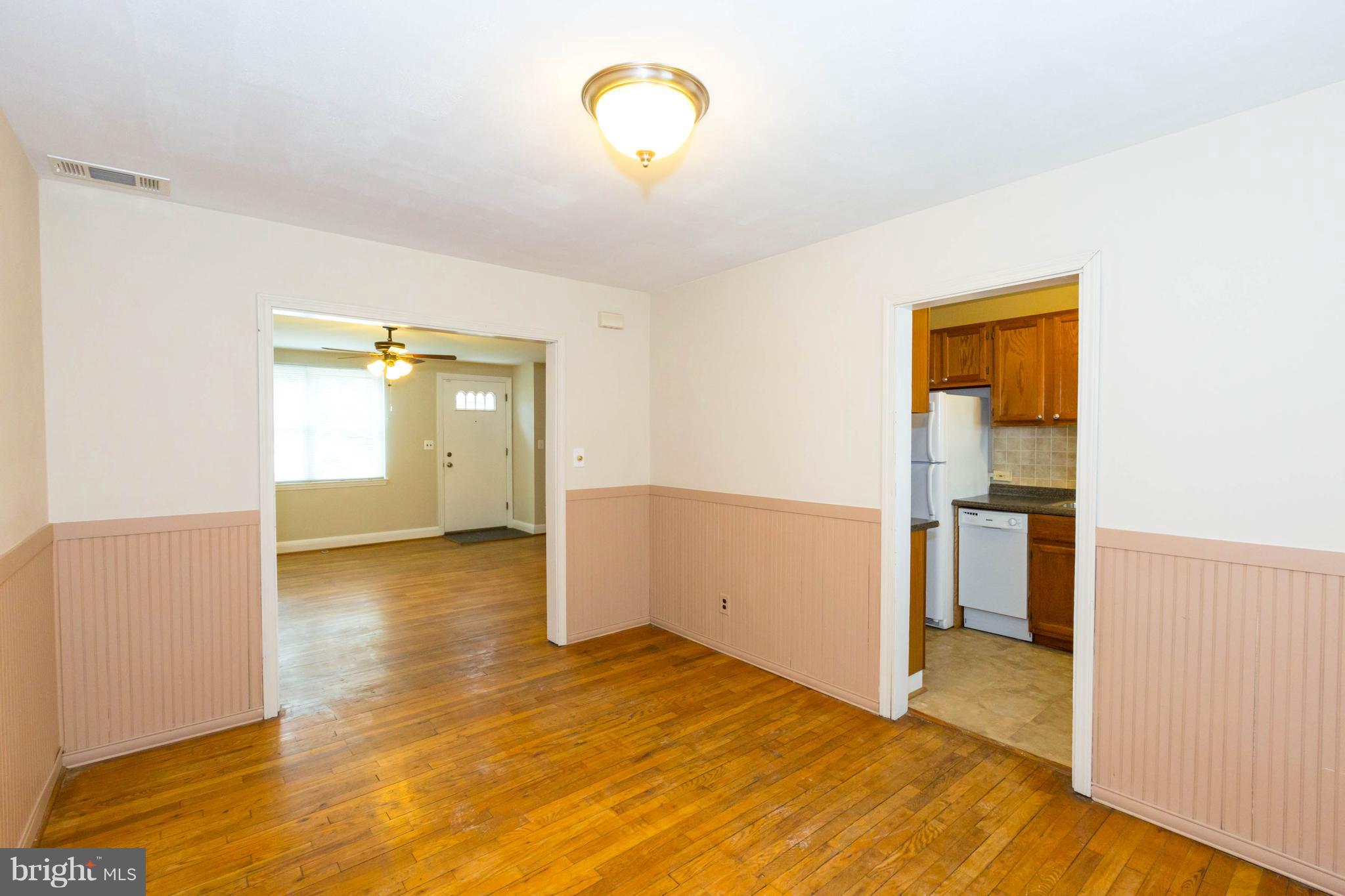 8639 Willow Oak Road Baltimore, MD 21234 - Photo 8 of 24