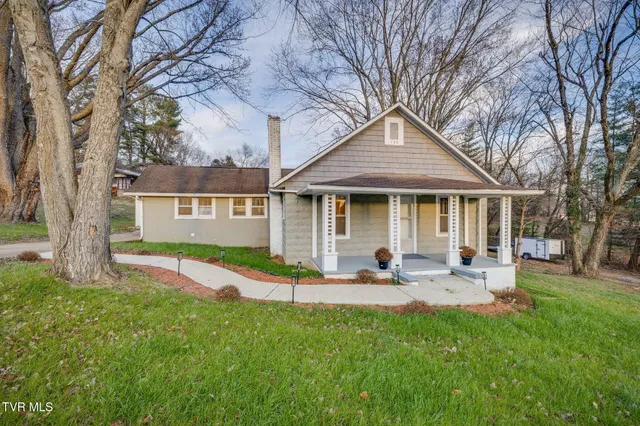 $199,999 | 133 Pinehurst Drive, Kingsport, TN 37660