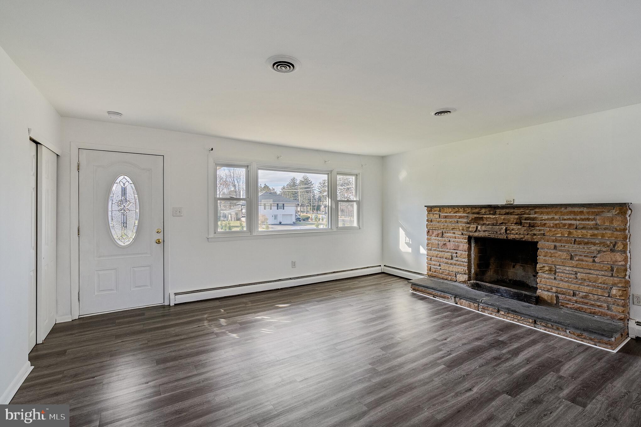 1397 Jolly Road Blue Bell, PA 19422 - Photo 3 of 31 Gallery Image 3