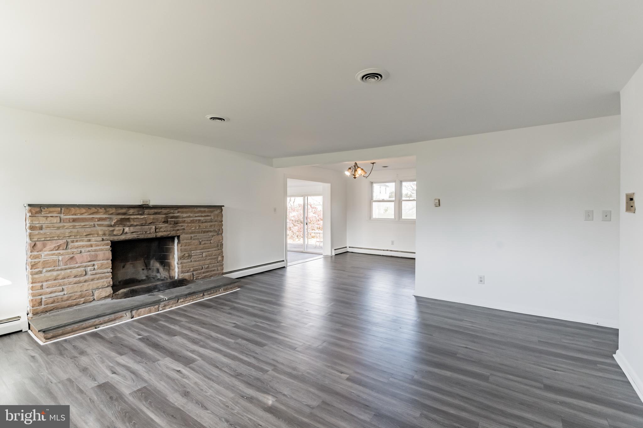 1397 Jolly Road Blue Bell, PA 19422 - Photo 4 of 31 Gallery Image 4