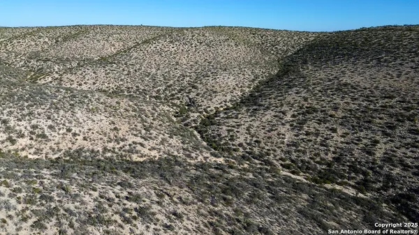 a view of a dry field
