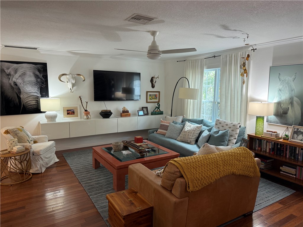 3496 1st Street Southwest Vero Beach, FL 32968 - Photo 2 of 5