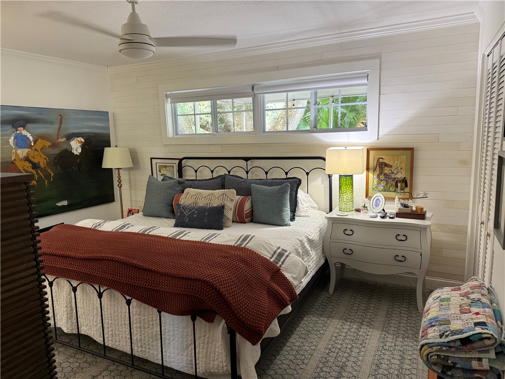 3496 1st Street Southwest Vero Beach, FL 32968 - Photo 3 of 5