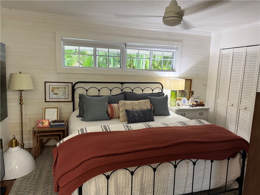 3496 1st Street Southwest Vero Beach, FL 32968 - Photo 4 of 5