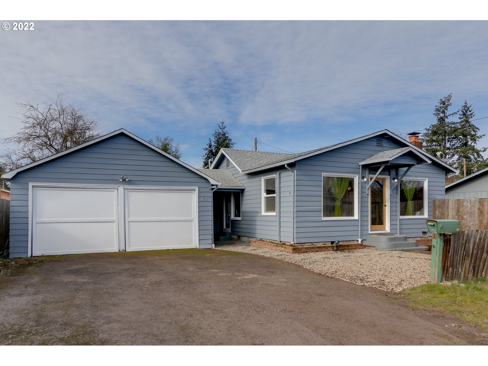 428 18th Street Springfield, OR 97477 - Photo 1 of 22 a view of a backyard of a house
