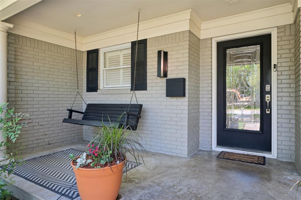 5818 Gramercy Place Dallas, TX 75230 - Photo 4 of 40