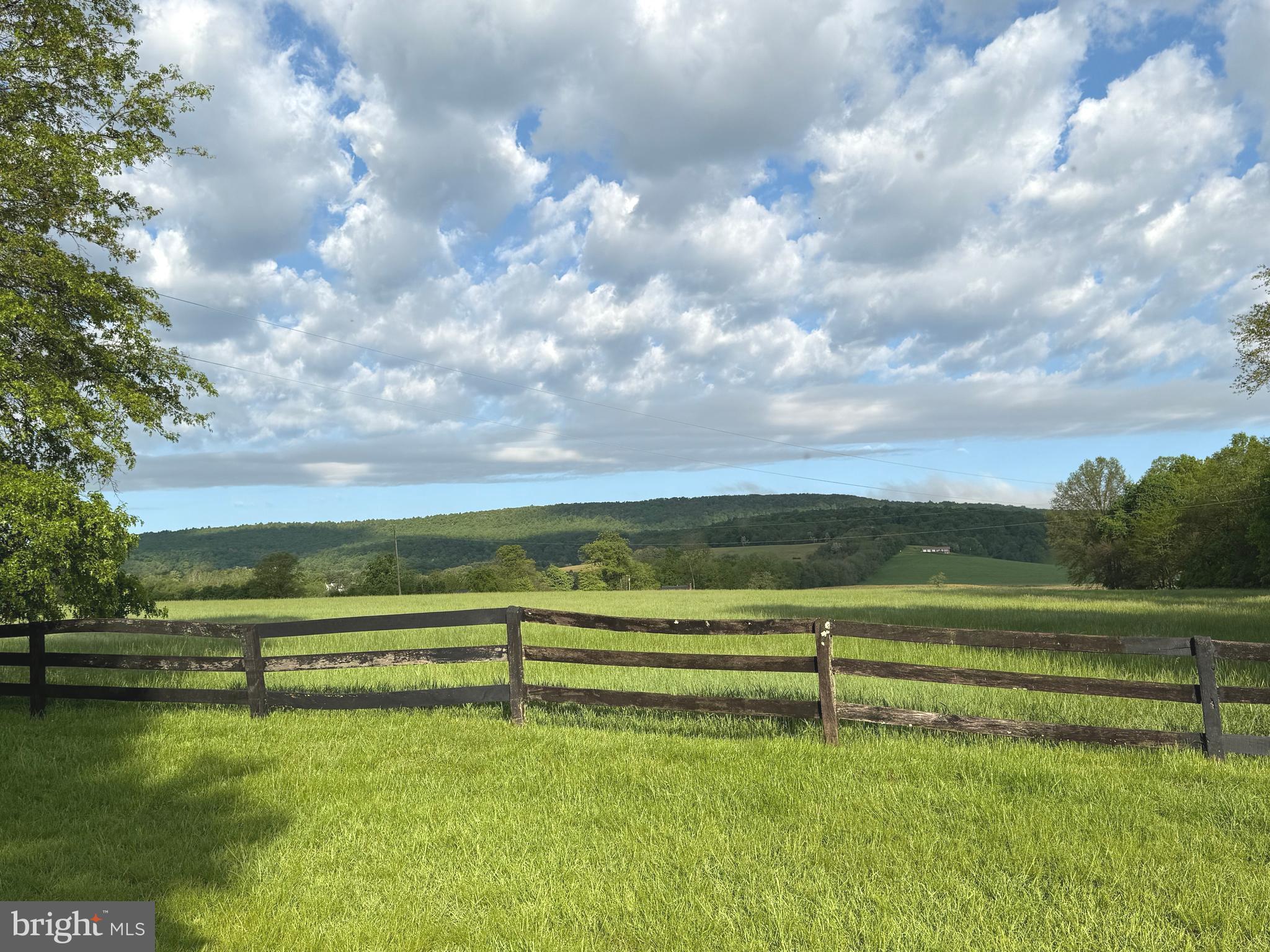 15608 Edgegrove Road Purcellville, VA 20132 - Photo 4 of 45 Mountain View