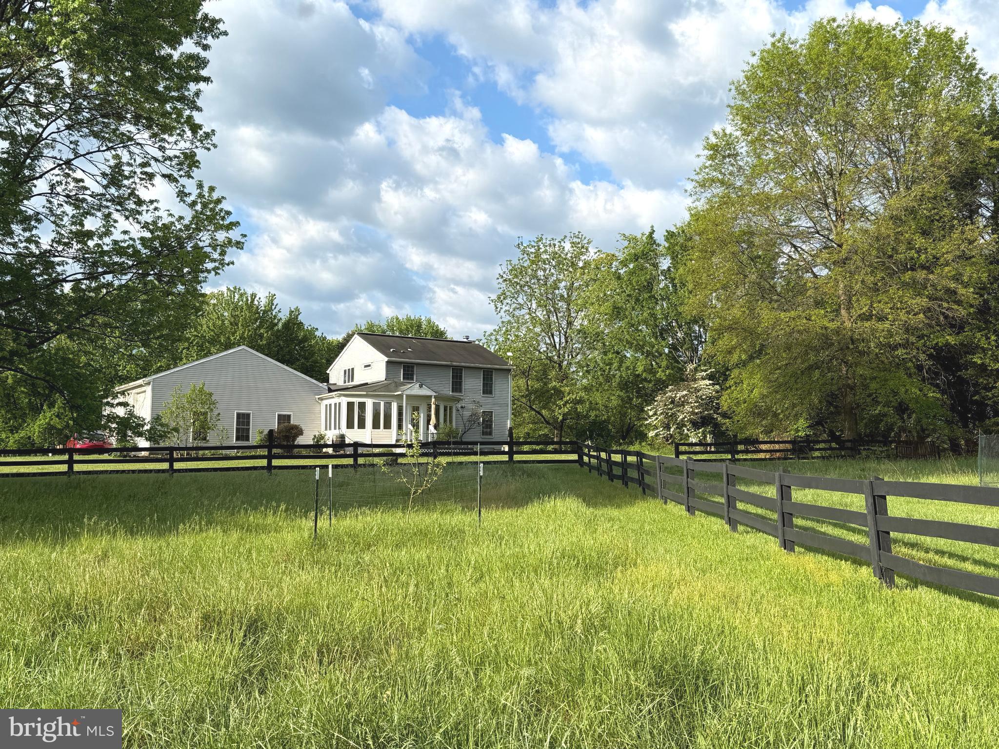 15608 Edgegrove Road Purcellville, VA 20132 - Photo 8 of 45 Rear view