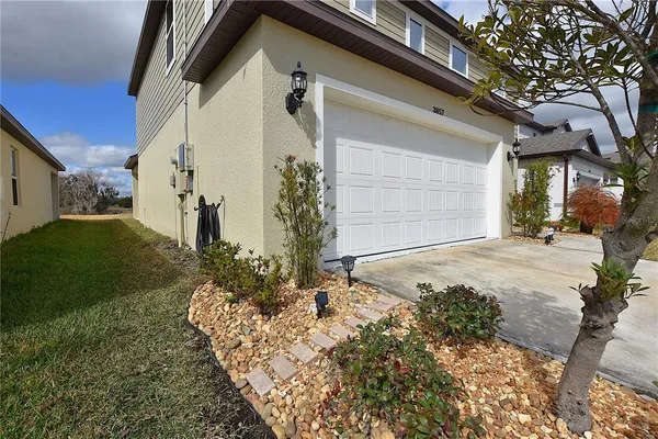 $2,400 | 3857 Capri Coast Drive, Plant City, FL 33565
