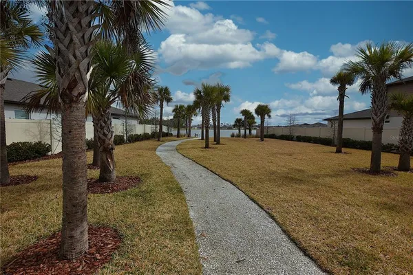 $2,400 | 3857 Capri Coast Drive, Plant City, FL 33565