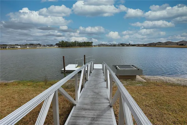 $2,400 | 3857 Capri Coast Drive, Plant City, FL 33565
