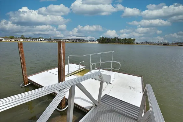 $2,400 | 3857 Capri Coast Drive, Plant City, FL 33565