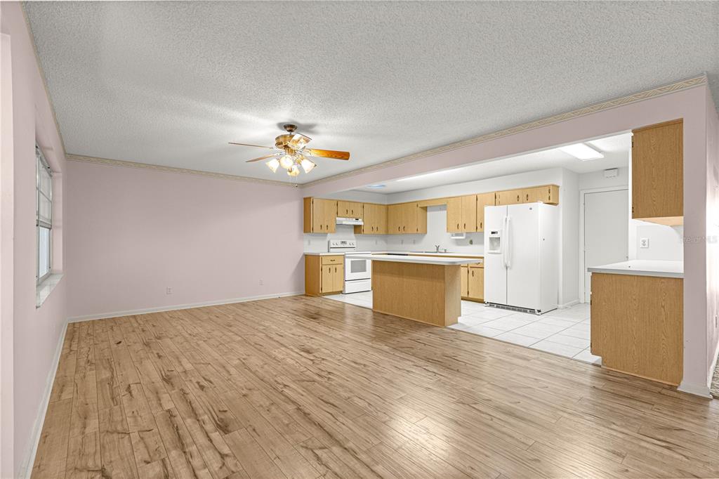 8540 Southwest 90th Place, Unit A Ocala, FL 34481 - Photo 17 of 38