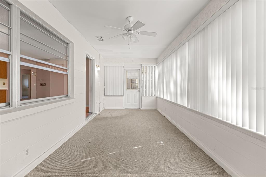 8540 Southwest 90th Place, Unit A Ocala, FL 34481 - Photo 23 of 38