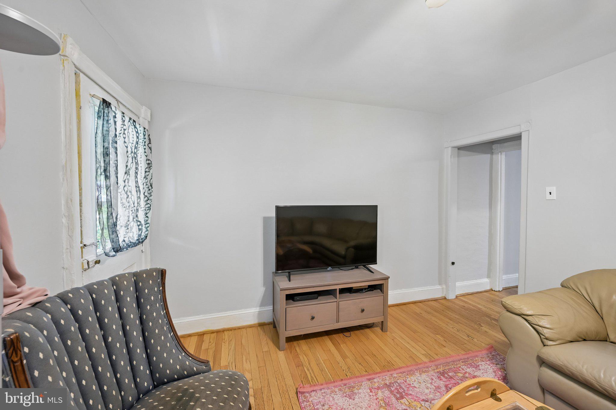 325 West Spring Avenue Ardmore, PA 19003 - Photo 7 of 33