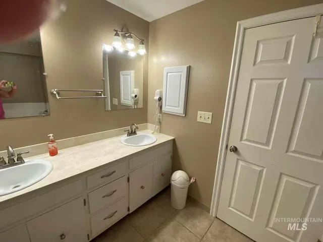 $489,000 | 885 West 500 South, Heyburn, ID 83336