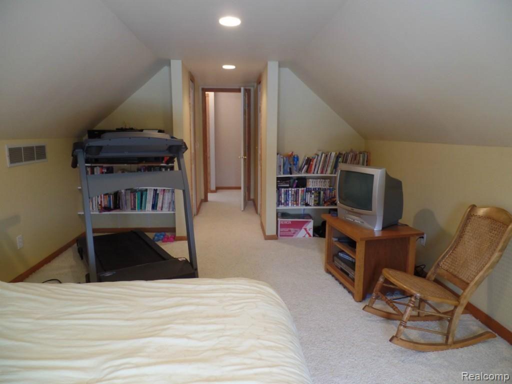 10285 Jossman Road Goodrich, MI 48438 - Photo 33 of 41 SAM_2278.jpg