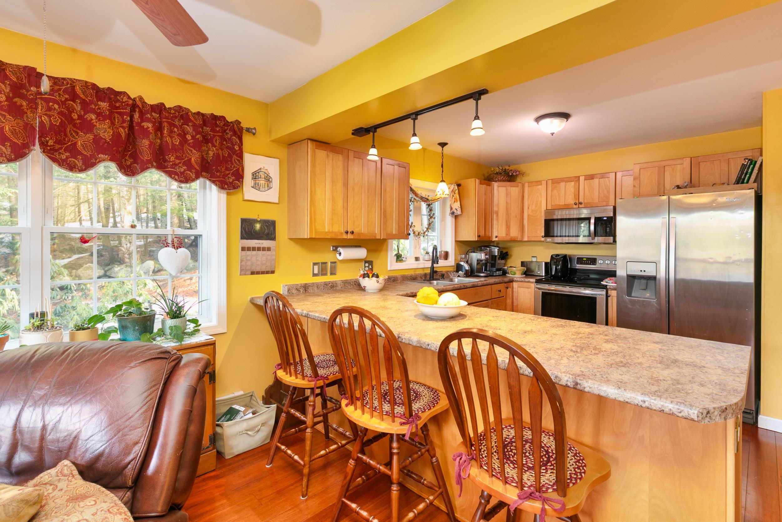 1376 Highway 11, Unit B Sunapee, NH 03751 - Photo 13 of 40