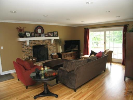 170 North Valley Road Barrington, IL 60010 - Photo 2 of 8 a living room with furniture and a fireplace